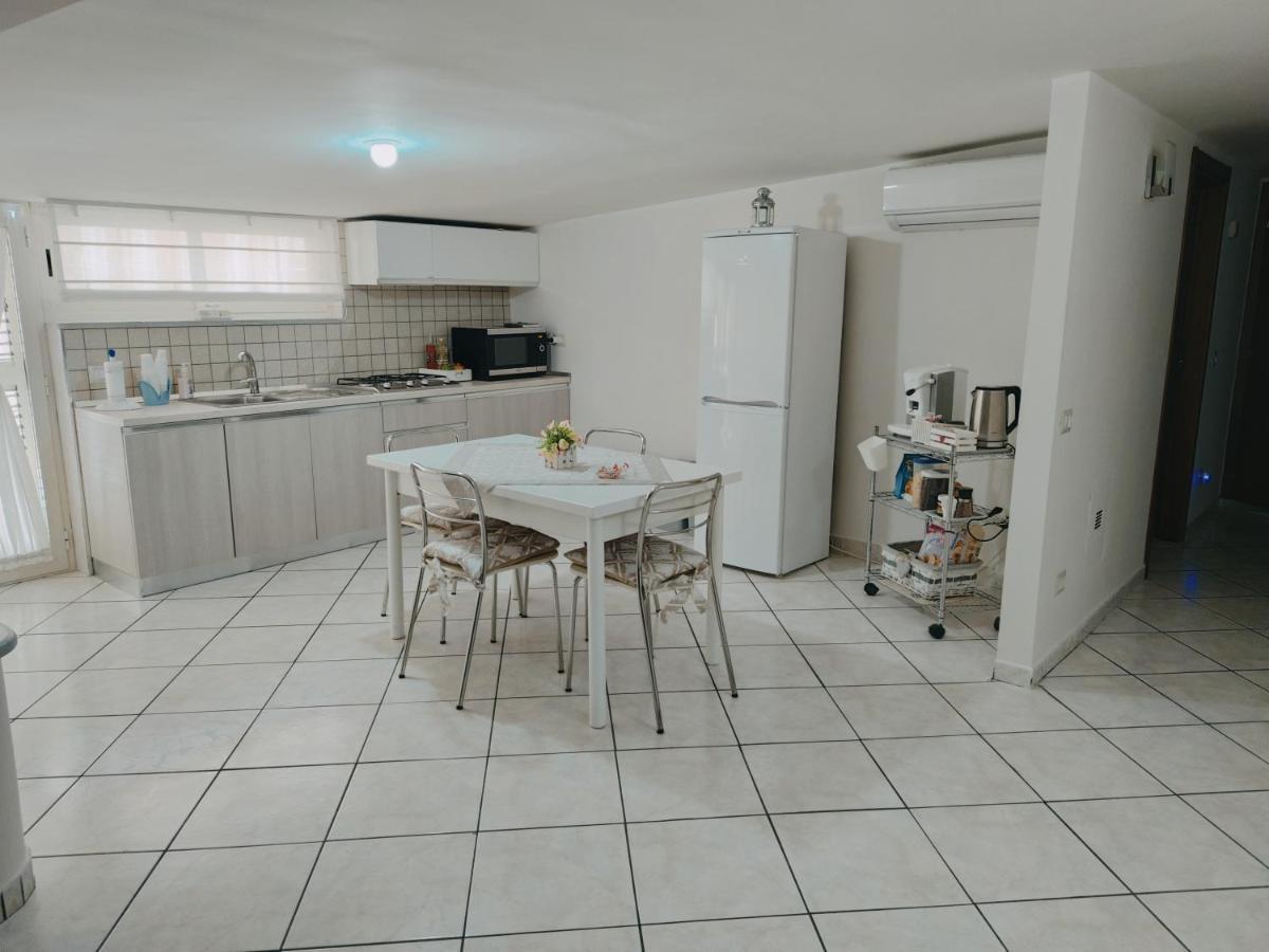 House Da Mary Apartment Caserta Exterior foto